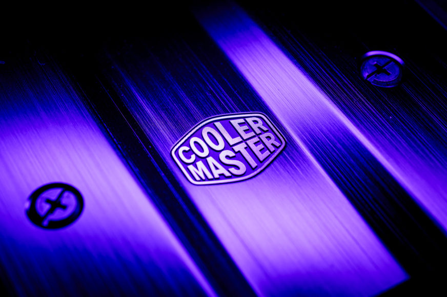 GPU SHIELD Y COSMOS ALPHA GOLD, LO NUEVO DE COOLER MASTER
